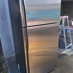 Clean Stainless Steel Kenmore Working Condition 