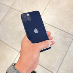 iPhone 13 Unlocked 128GB