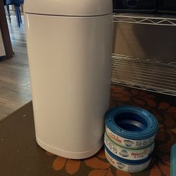 Diaper Genie With Refills