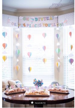 Dr Seuss Banner and ballon banner