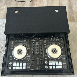 Pioneer DJ Controller DDJ-SR2