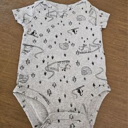 Carters Baby Boy Girl One Piece Size 18 Months Bears And Penguins Skiing