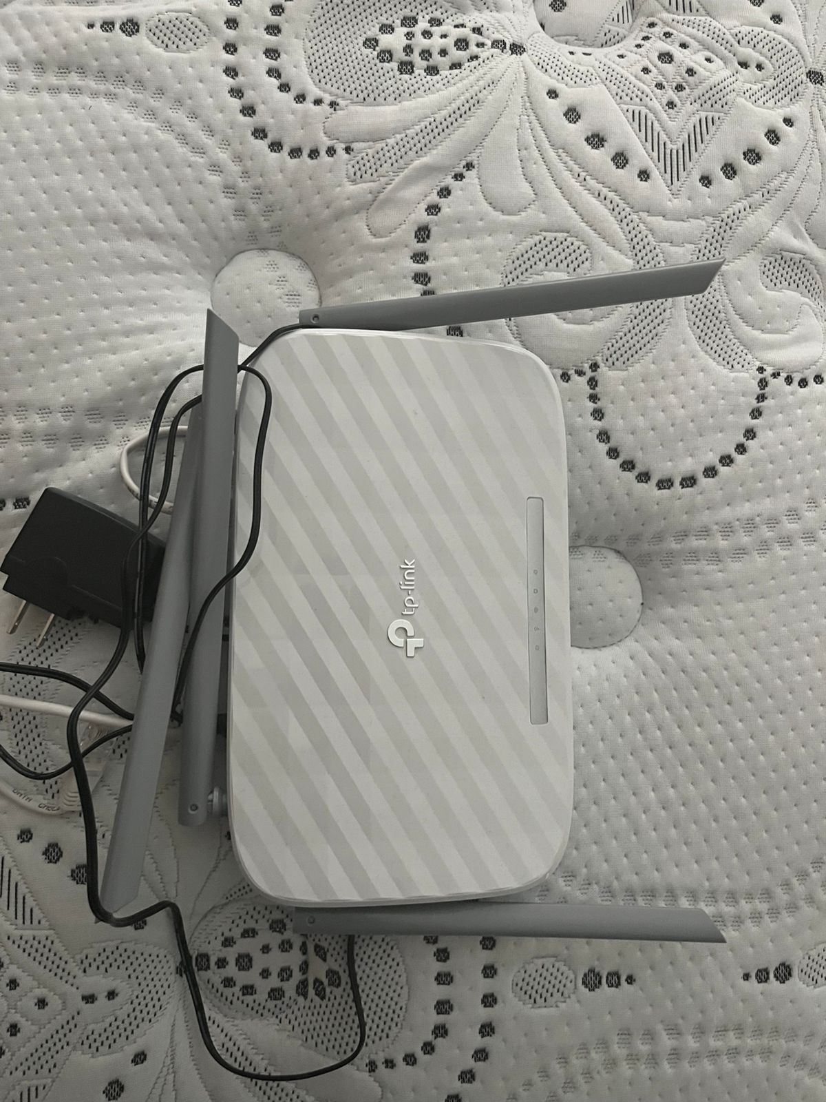TP-LINK AC1200 WI-FI ROUTER