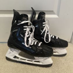 Bauer Mach size 6 fit 2