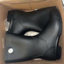 UGG Rain/Snow Boots