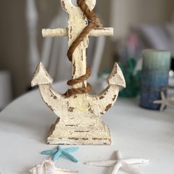 Great for shelf styling, bathroom decor, or beach-inspired rooms.