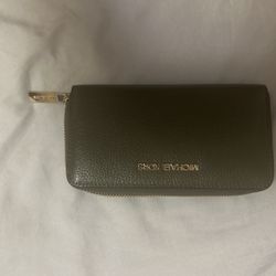 Women’s MK Hand Bag