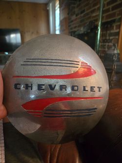 Vintage Chevrolet dog dish hubcap