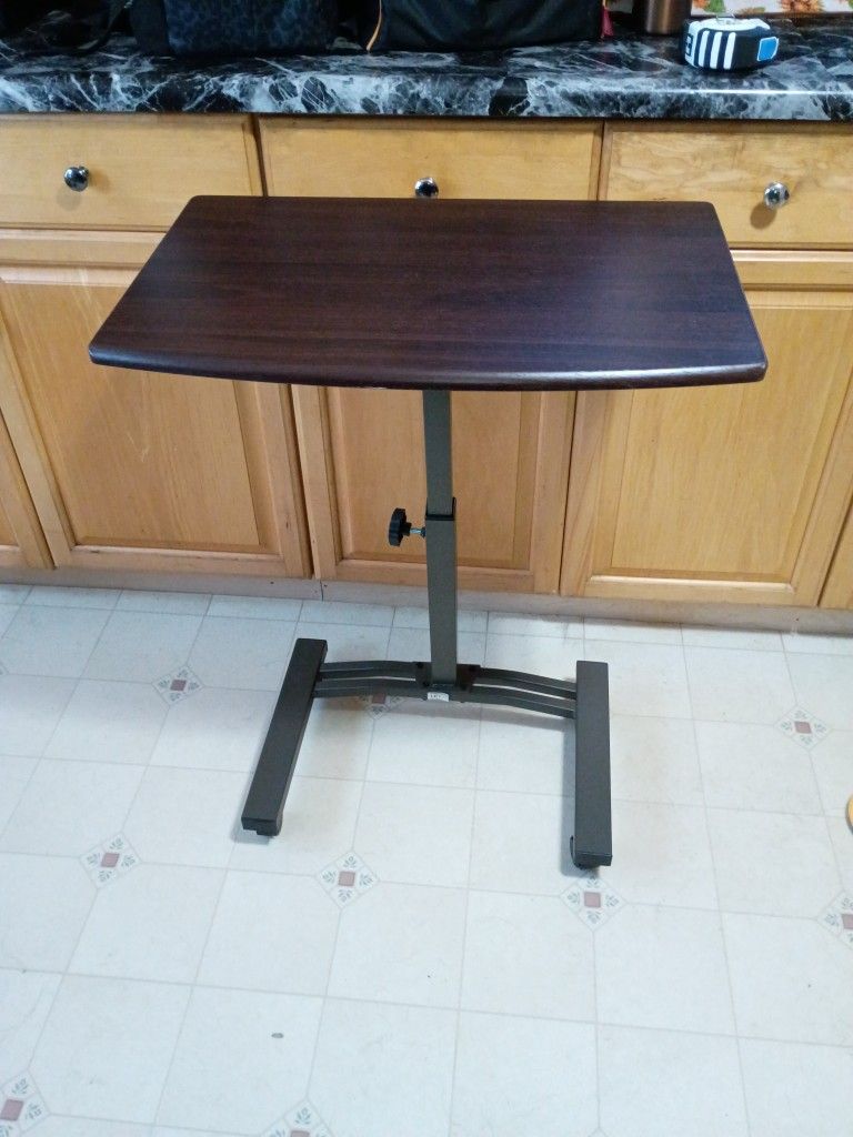 Adjustable Table (Airlift By Seville)