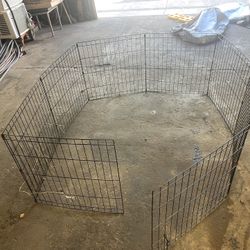 Adjustable Fence Enclosure 