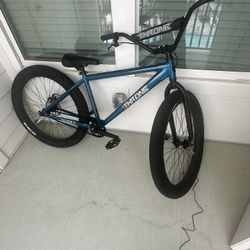 Throne XL 27.5 BMX Bike 
