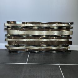 METAL WALL DECOR 36.5x17.5