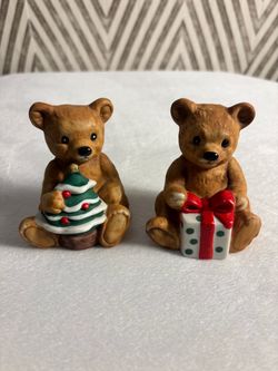 Pair of vintage Christmas Homco porcelain teddy bear figurines