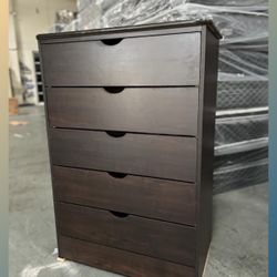 5 Drawer Dresser