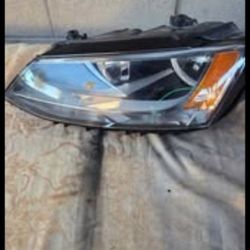 2017 vw jetta left headlight
