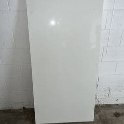 Beautiful White Lacquer Desk 