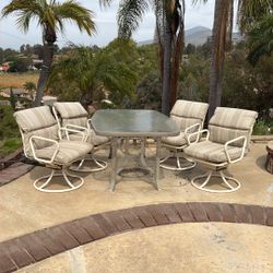 Patio Table with 4 Swivel Chairs