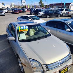 2009 Ford Fusion. Only 102k Miles. Salvage 