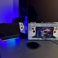 MSI CLAW 8 AI+ POLAR TEMPEST EDITION 