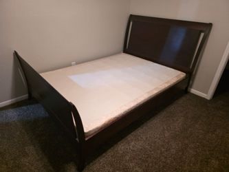 🔥Queen Size Bed Frame w/ Box Spring🔥