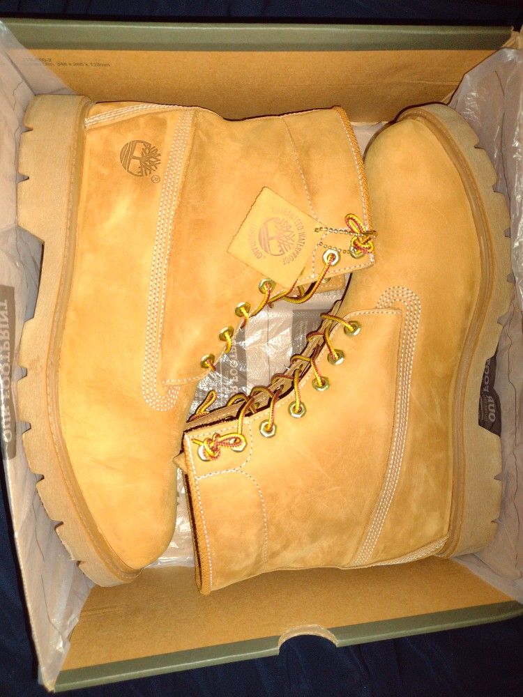 Mens Size 12 Timberland Classic Waterproof Boot Wheat Nubuck
