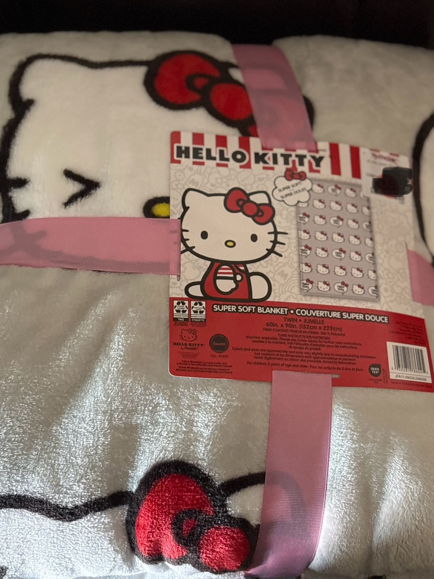 Hello Kitty Blanket