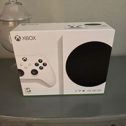 BRAND NEW SEALED Xbox series S 2021 Model 500GB SSD, One Year Warranty! NEWEST XBOX MODEL w/ 3 Month GAME PASS ULTIMATE!