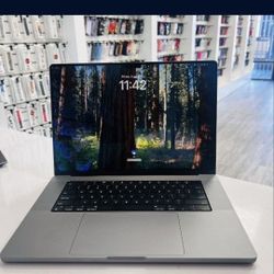 2021 MacBook Pro 16" Like New 1Tb