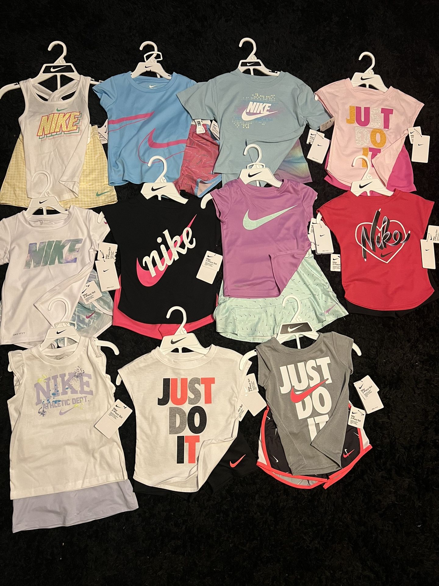 NWT Nike 4(4t)