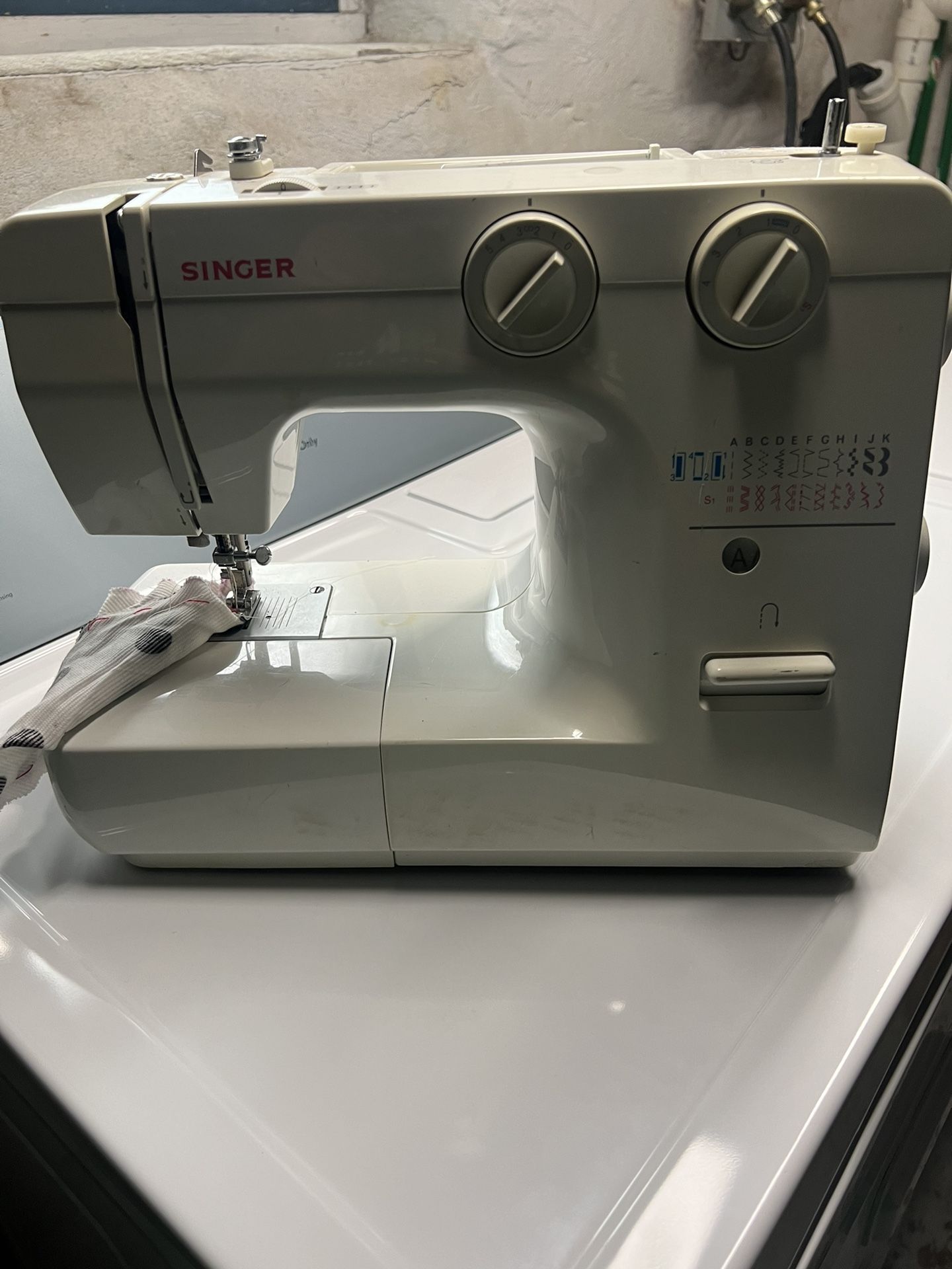 Singer Sewing Machine