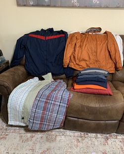 Ropa 2XL Para Hombre Perfectas Condition for Sale in Anthony, TX - OfferUp