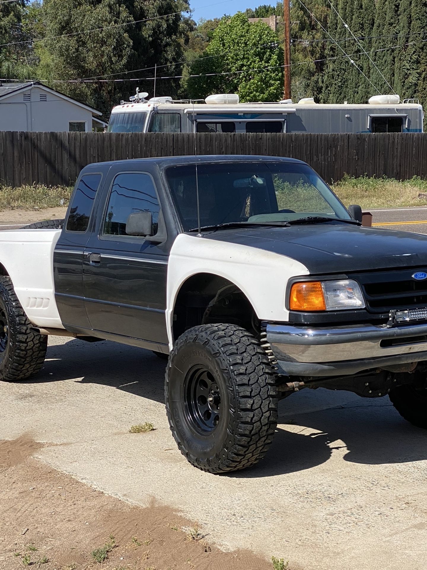 Mcneil 4” Fiberglass Fenders