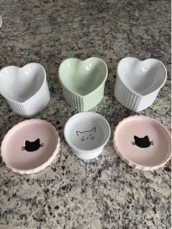 Cat/Dog Food Bowls