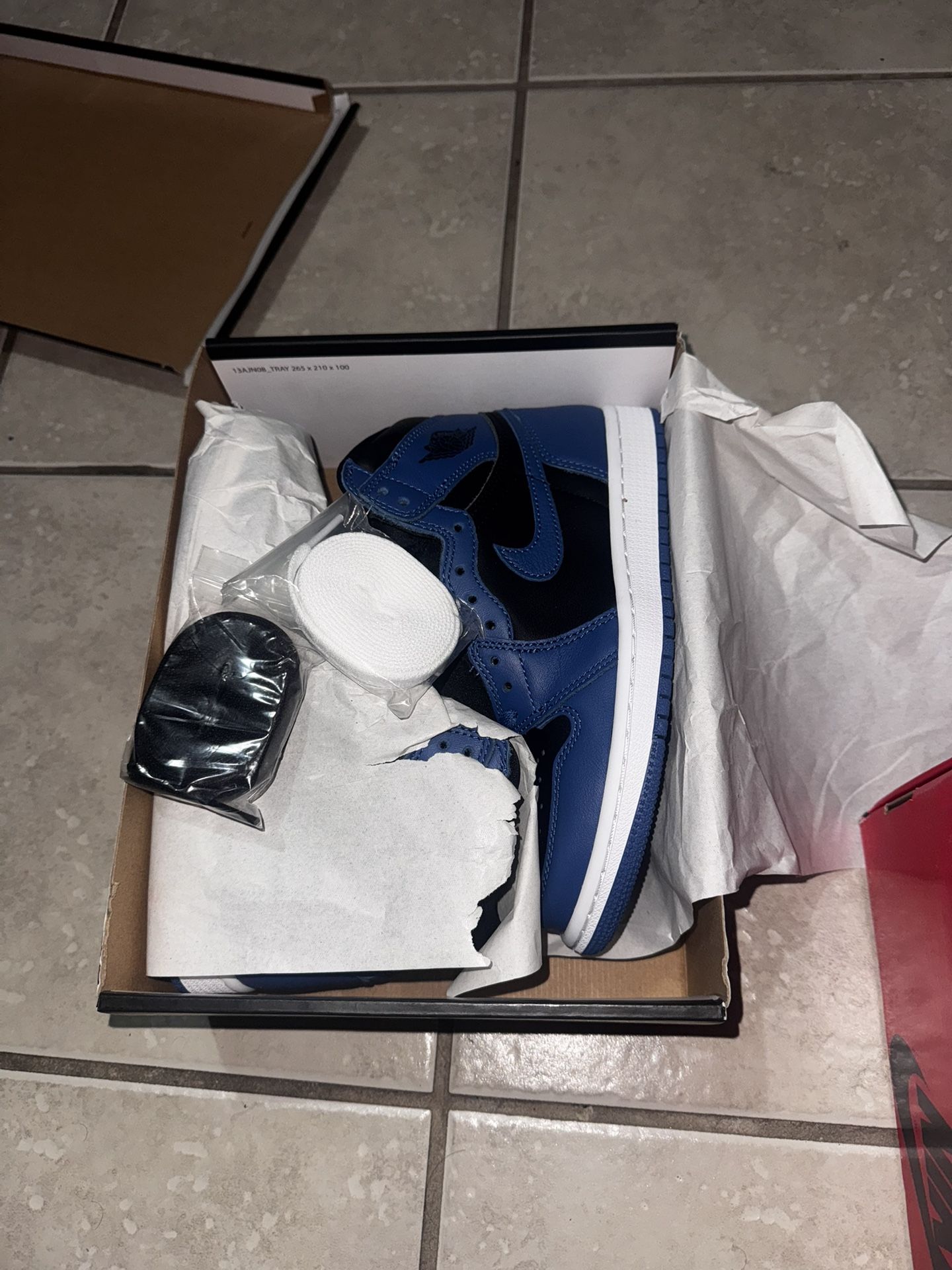 Air Jordan Retro 1 Wmns Size 4.5