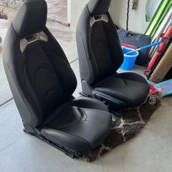 Supra Seats