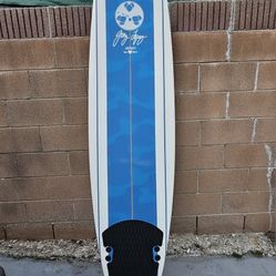 8ft Wavestorm Foam Surfboard With Leash,  Very Good Condition, No Cuts