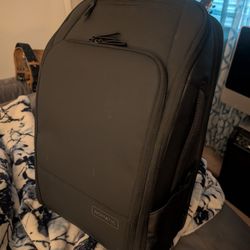 NOMATIC Travel Pack (20–30L) – Brand New w/ Tags