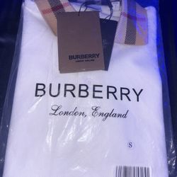 BURBERRY POLO SIZE S