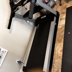 Spirit Treadmill & Power Plate