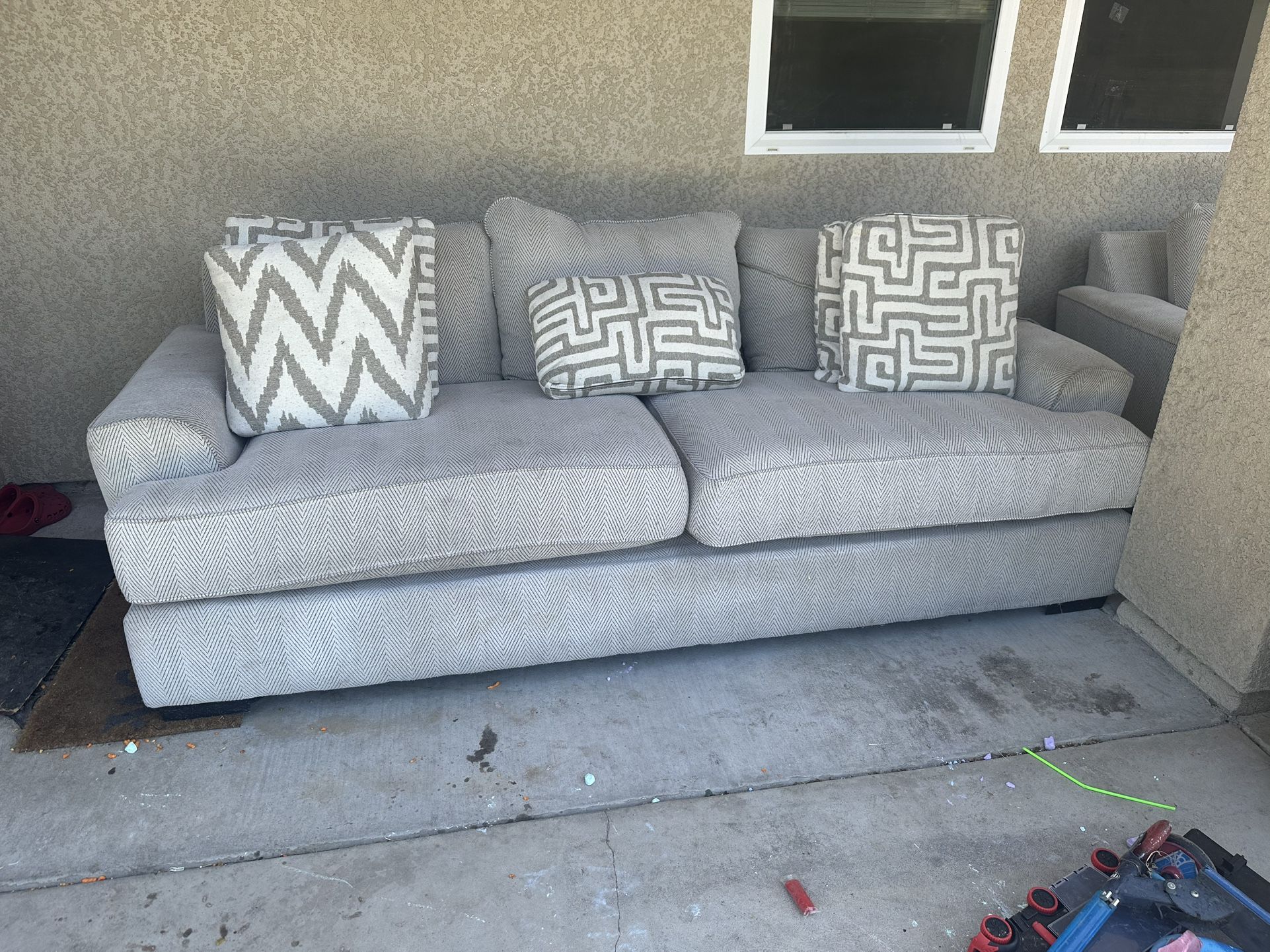 Sofa & Chair 1/2
