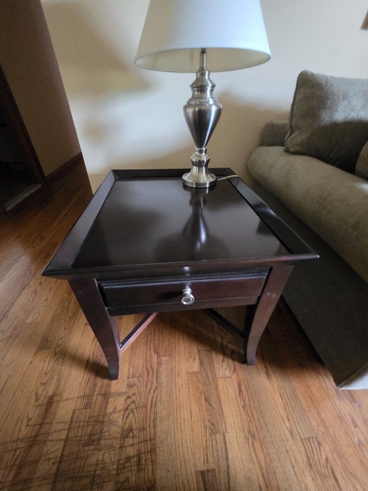 2 Side Tables And Coffee Table