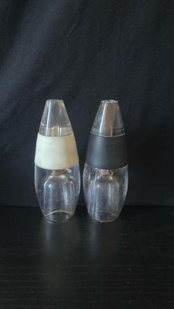 Free 2 Vinturi wine aerators porch pick up moving sale check out other listings