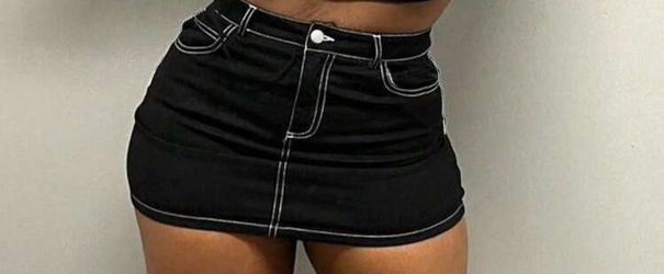 Denim Skirt In black