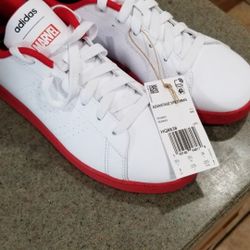 Back To School Adidas Size 4 Brand New