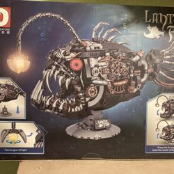 Lantern Fish Brick Set