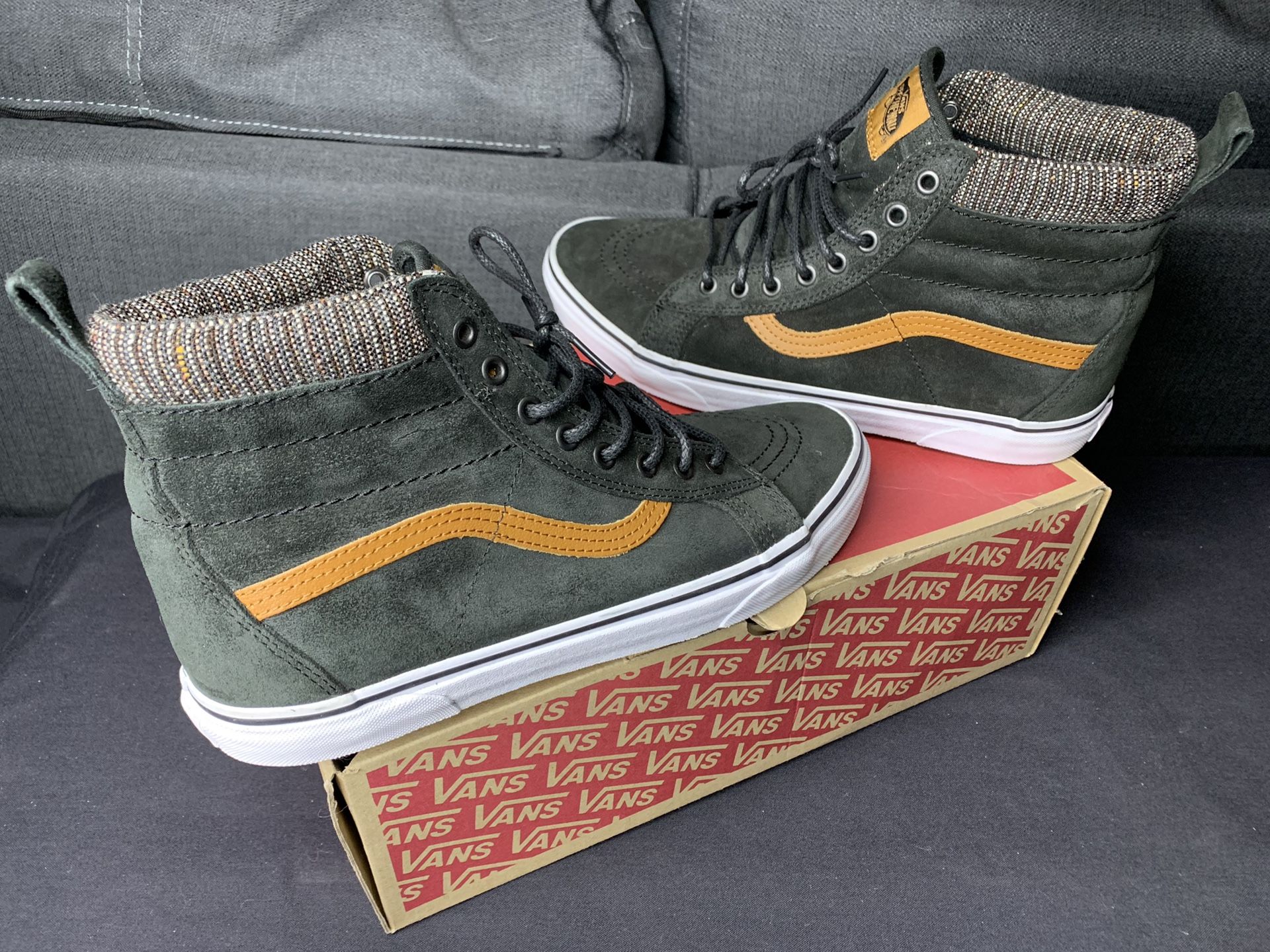Vans Sk8-Hi Unisex Casual High-Top Skate Shoes, Comfortable and Durable. Size 11 Men/Never worn