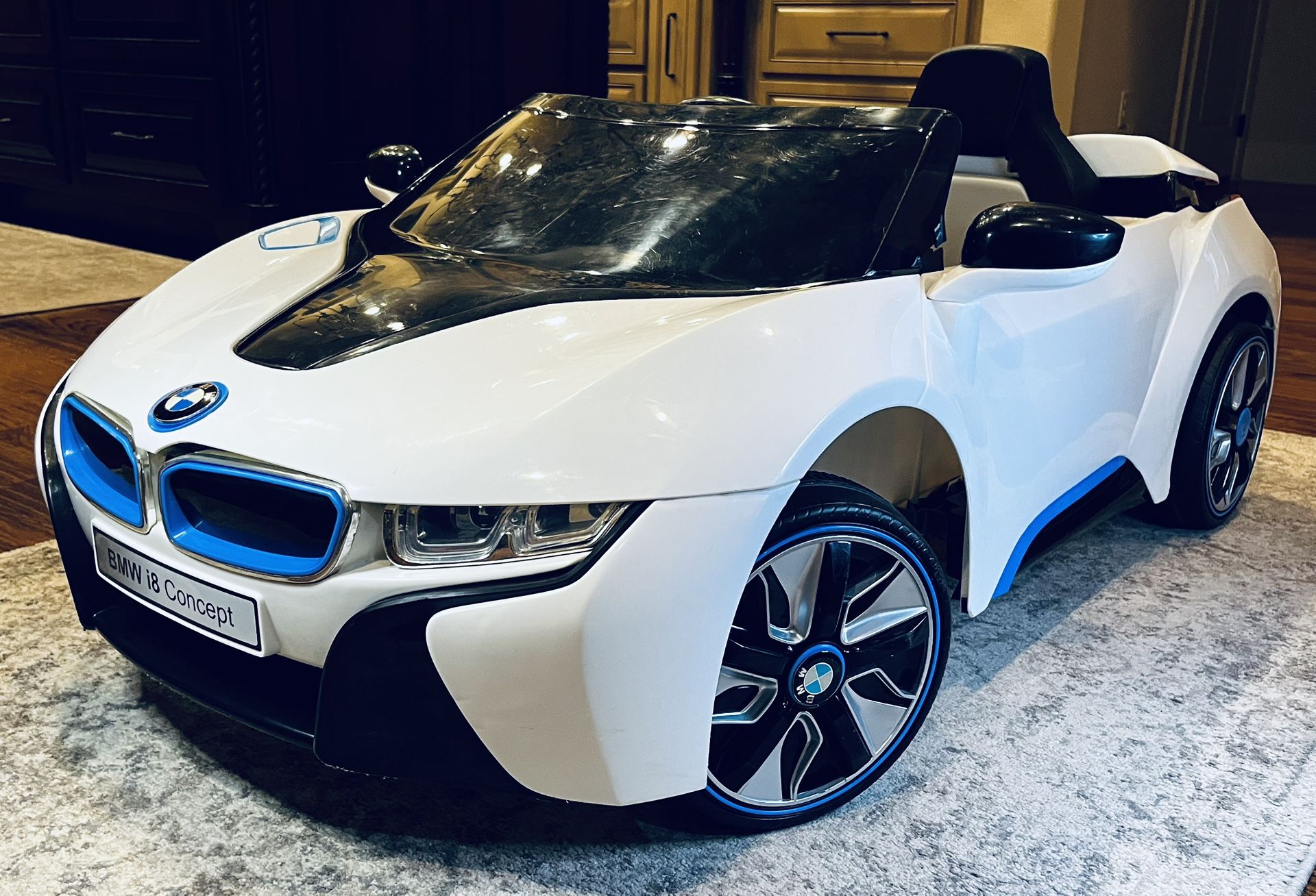 BMW i8 Concept Ride-On Car – LED Lights, Upgraded Battery, Charger Included!