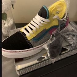 Unisex vans MENS 10 WOMENS 11.5-12