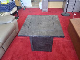 PROPANE FIRE PIT - PROPANE TANK INCLUDED