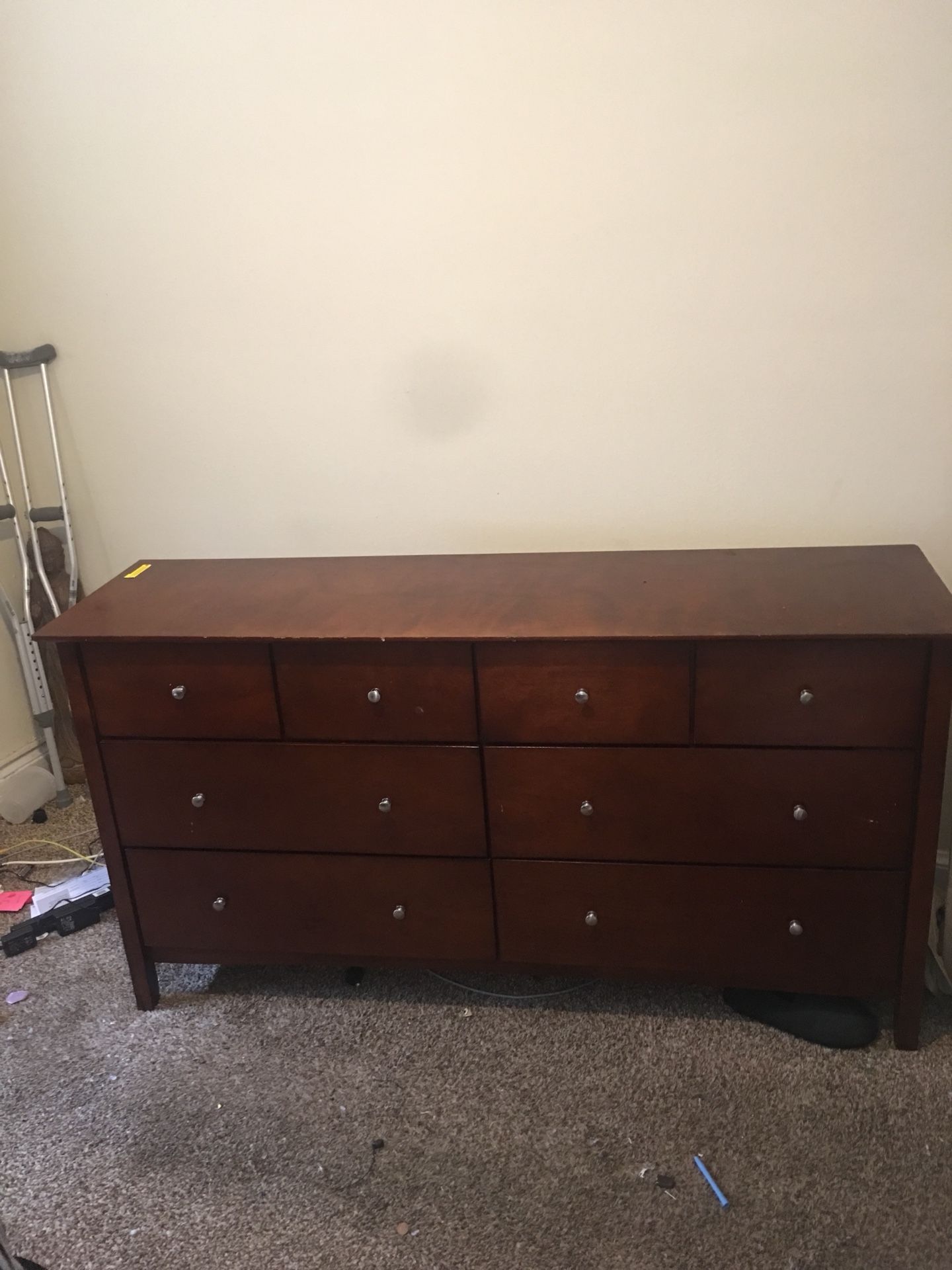 Queen Bedroom set $300 FOR EVERYTHING OBO MUST COME GET ASAP